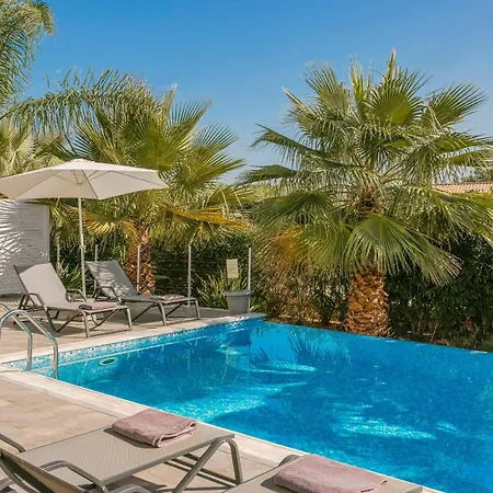 Starfish Skala Villa *